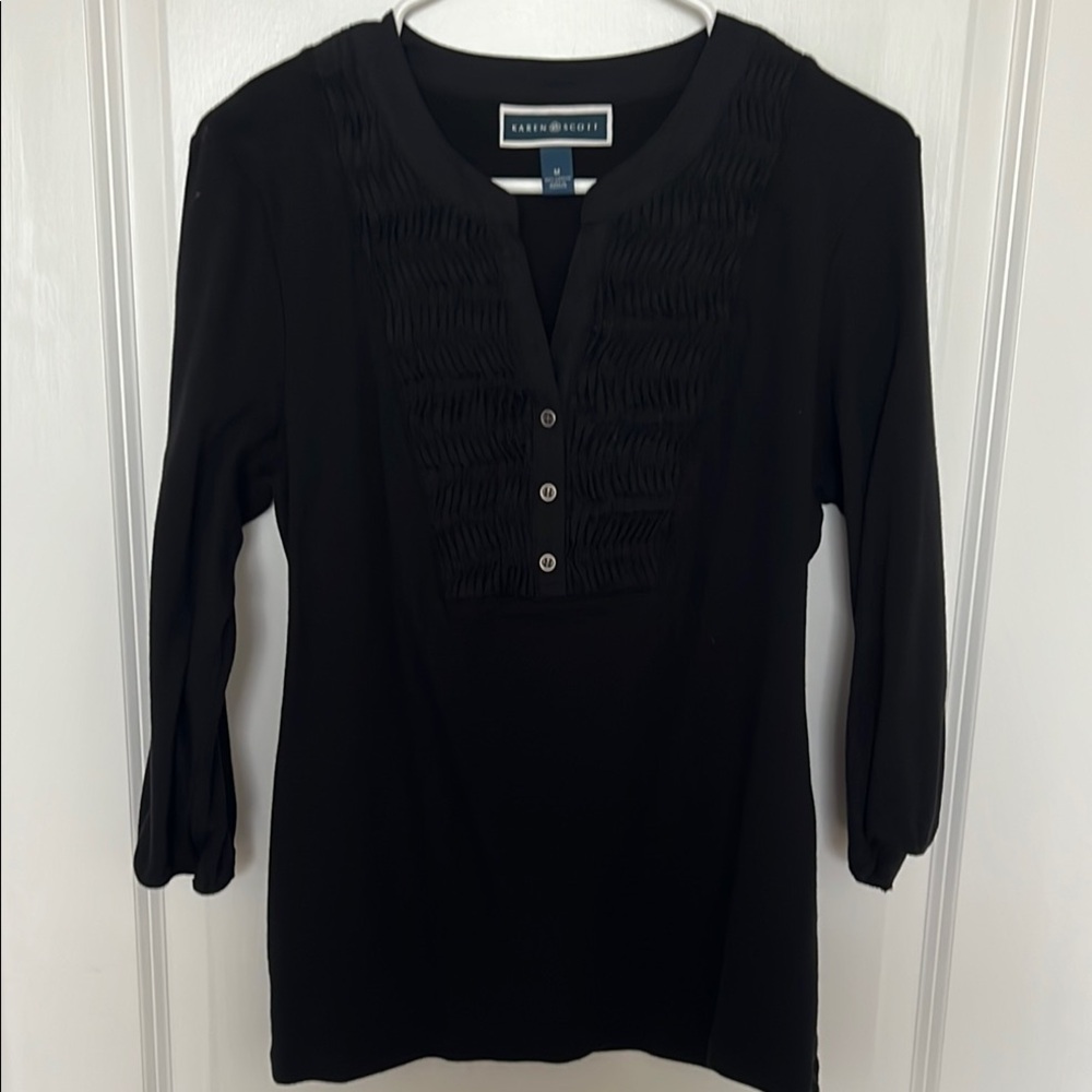Karen Scott Black Blouse Elegant and Versatile